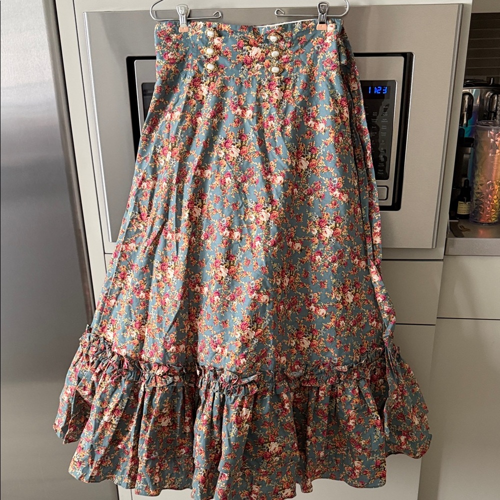 skirt